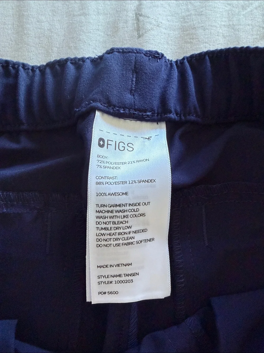 NWOT Figs Navy Jogger Scrub Pants